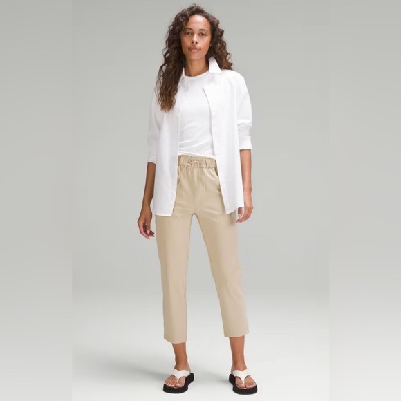 Lululemon Stretch High-Rise Cropped Pant 23" Tan Sz 10 - Picture 1 of 13